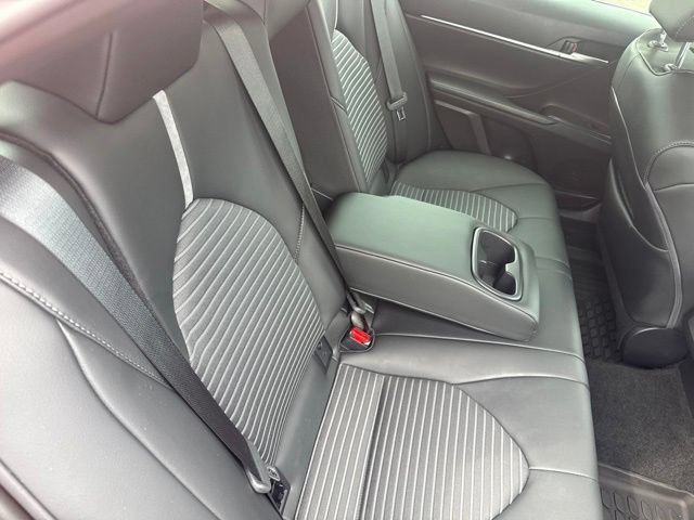 Used 2024 Toyota Camry SE w/ Convenience Package FWD image 18