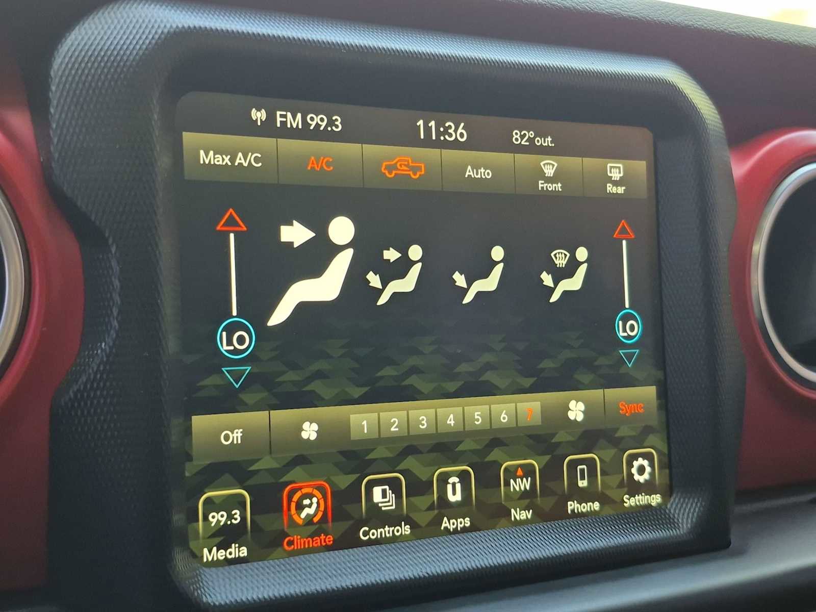 Used 2022 Jeep Gladiator Rubicon AWD/4WD image 28