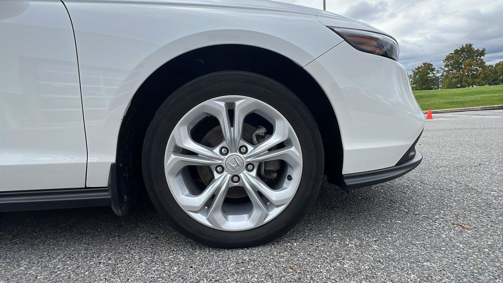 Used 2024 Honda Accord LX image 11