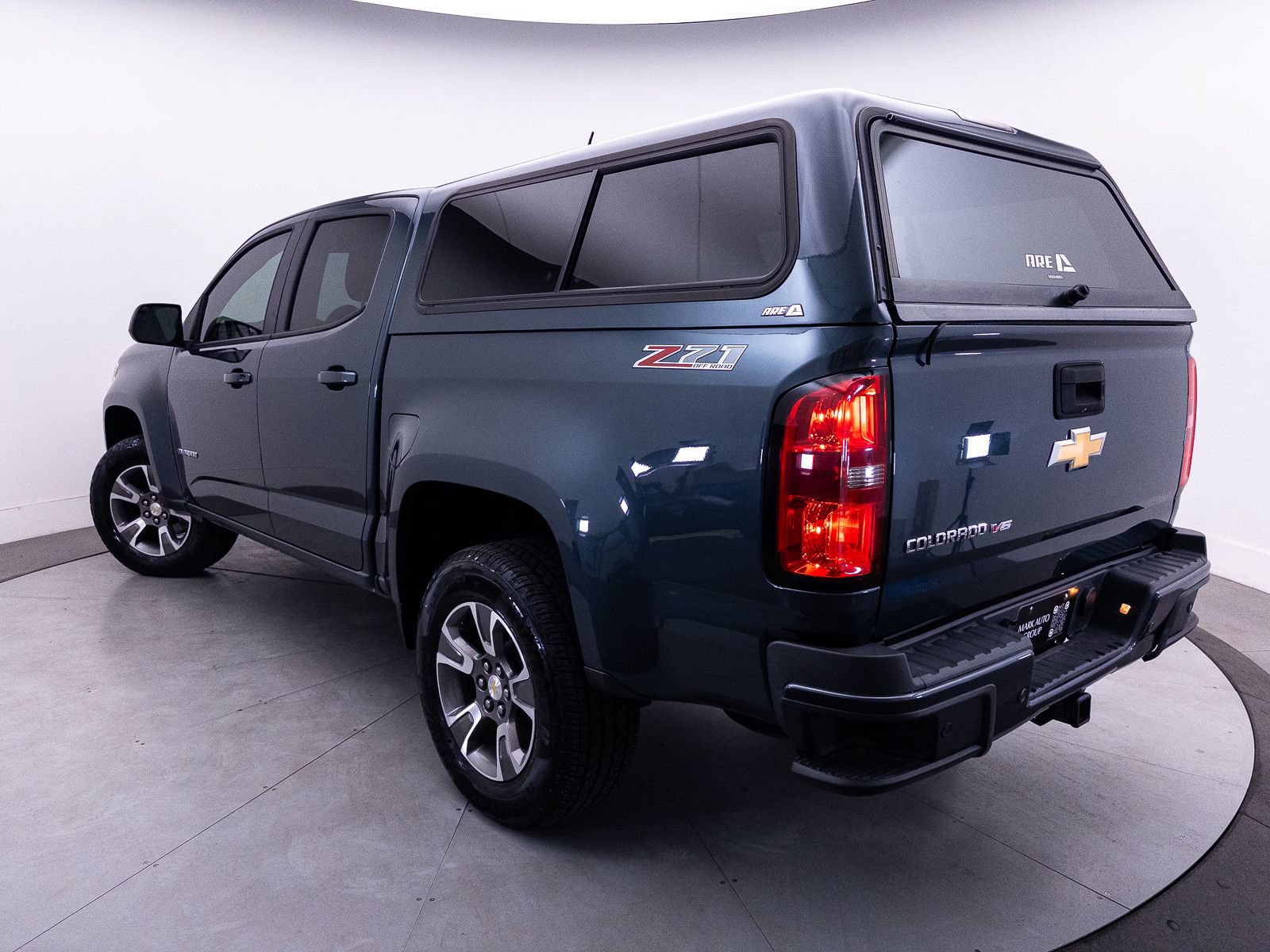 Used 2020 Chevrolet Colorado Z71 AWD/4WD image 3