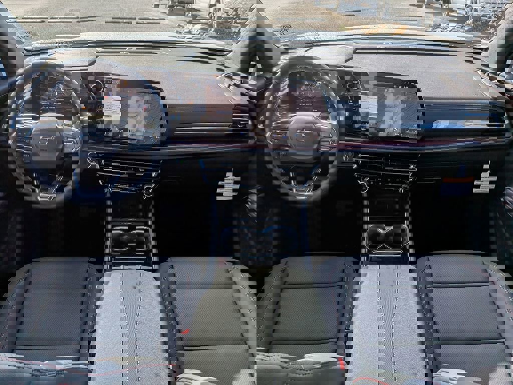 New 2026 Chevrolet Traverse Z71 w/ Driver Confidence Package image 31