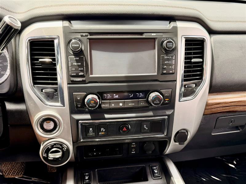 Used 2016 Nissan Titan SL AWD/4WD image 12