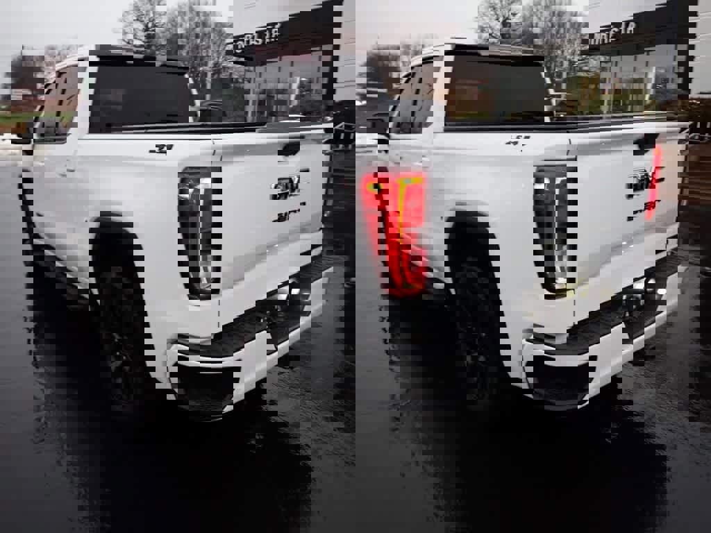 Used 2020 GMC Sierra 1500 Elevation w/ Elevation Value Package image 3