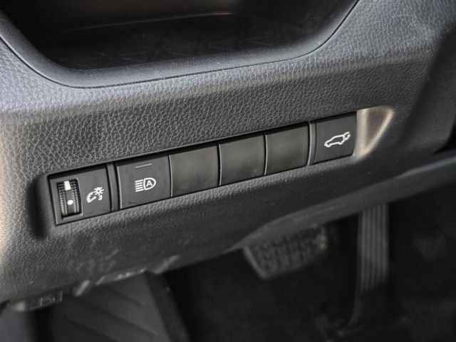 Used 2021 Toyota RAV4 XLE Premium FWD image 20
