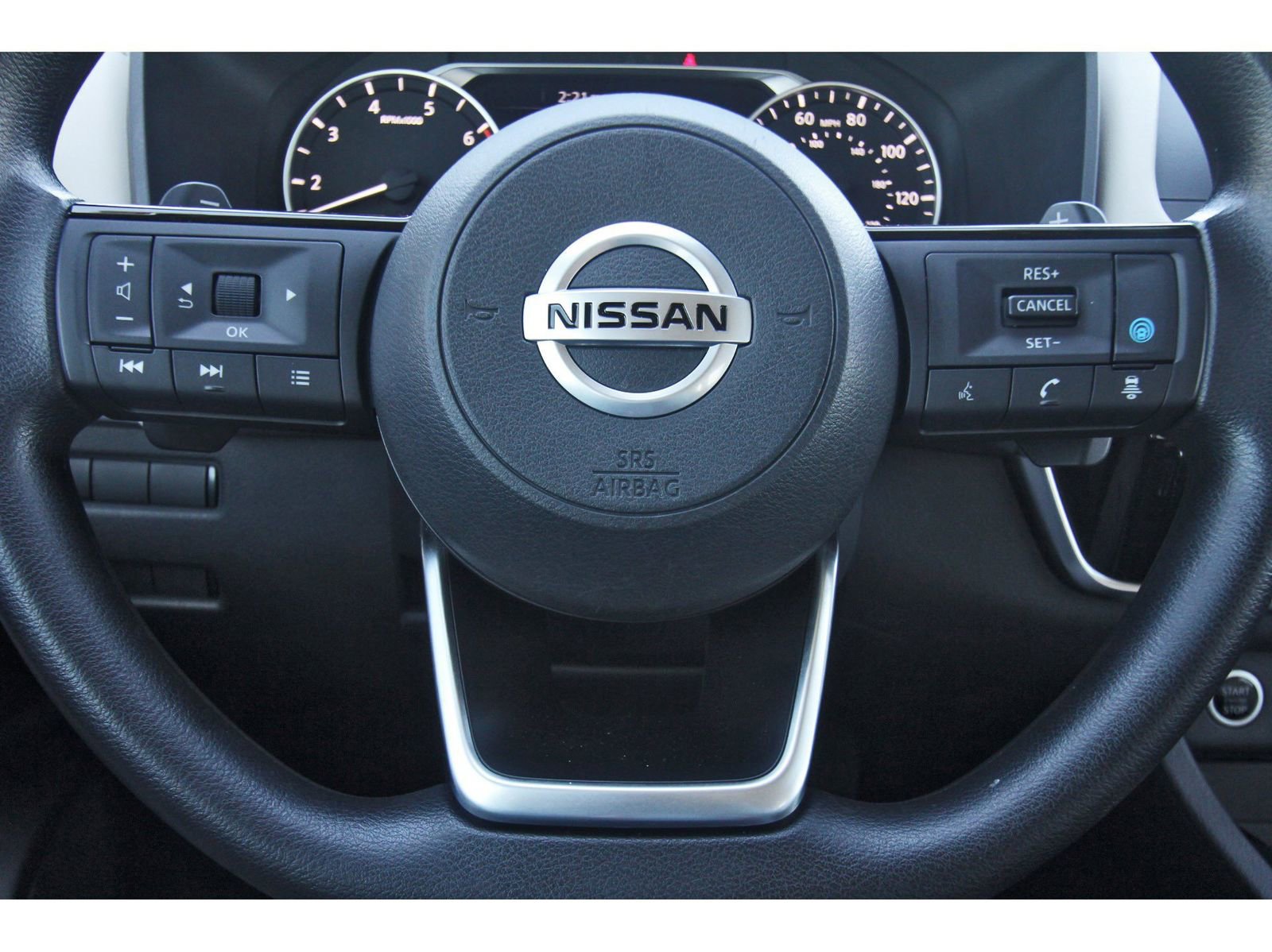 Used 2021 Nissan Rogue SV image 17