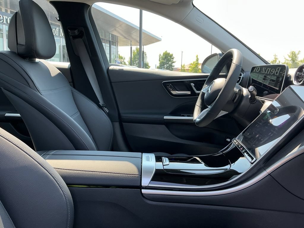 New 2026 Mercedes-Benz C 300 4MATIC Sedan image 16