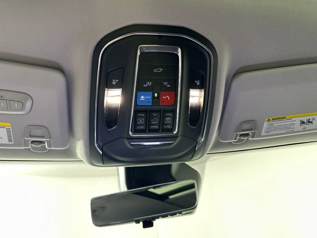 Used 2023 Jeep Grand Cherokee 30th Anniversary image 24