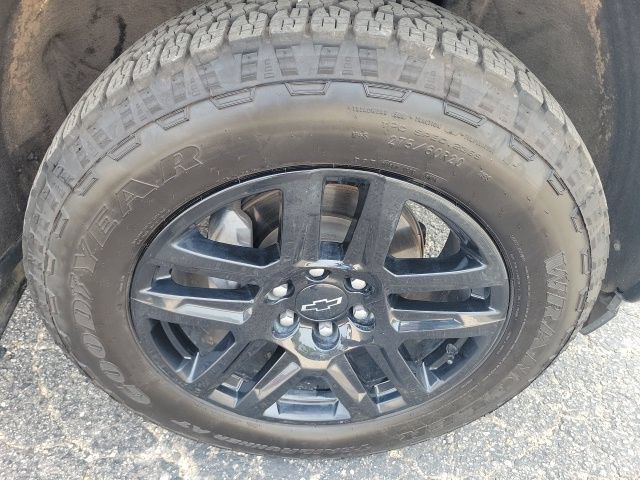 Used 2025 Chevrolet Silverado 1500 RST AWD/4WD image 18