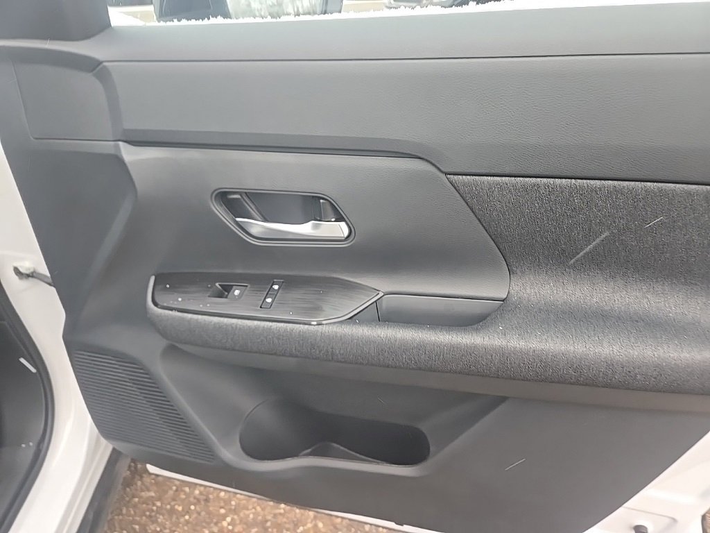 New 2026 Nissan Kicks SV image 25