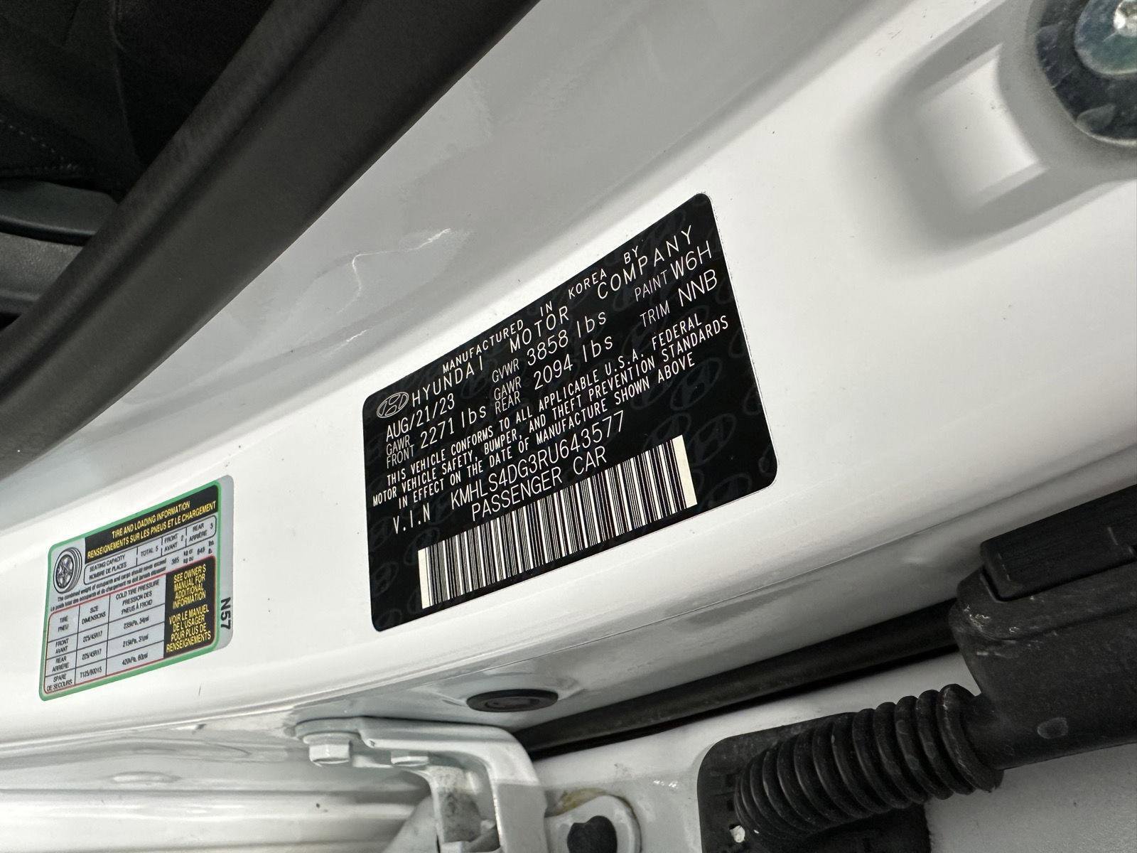 Certified 2024 Hyundai Elantra SEL w/ Convenience Package FWD image 16
