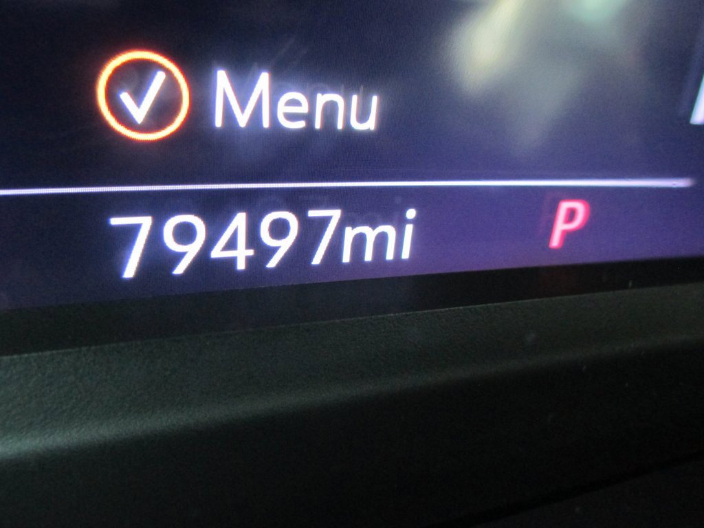 Used 2021 Chevrolet Tahoe Premier w/ Premium Package image 31