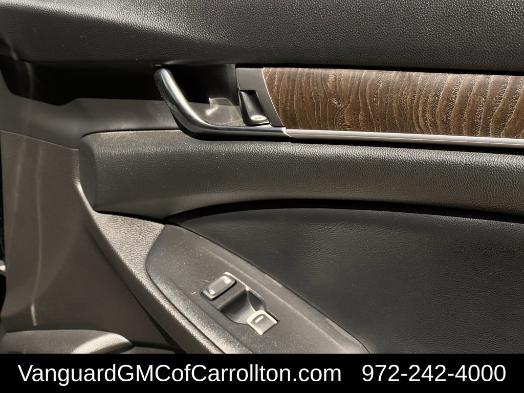 Used 2021 Honda Accord Touring image 23
