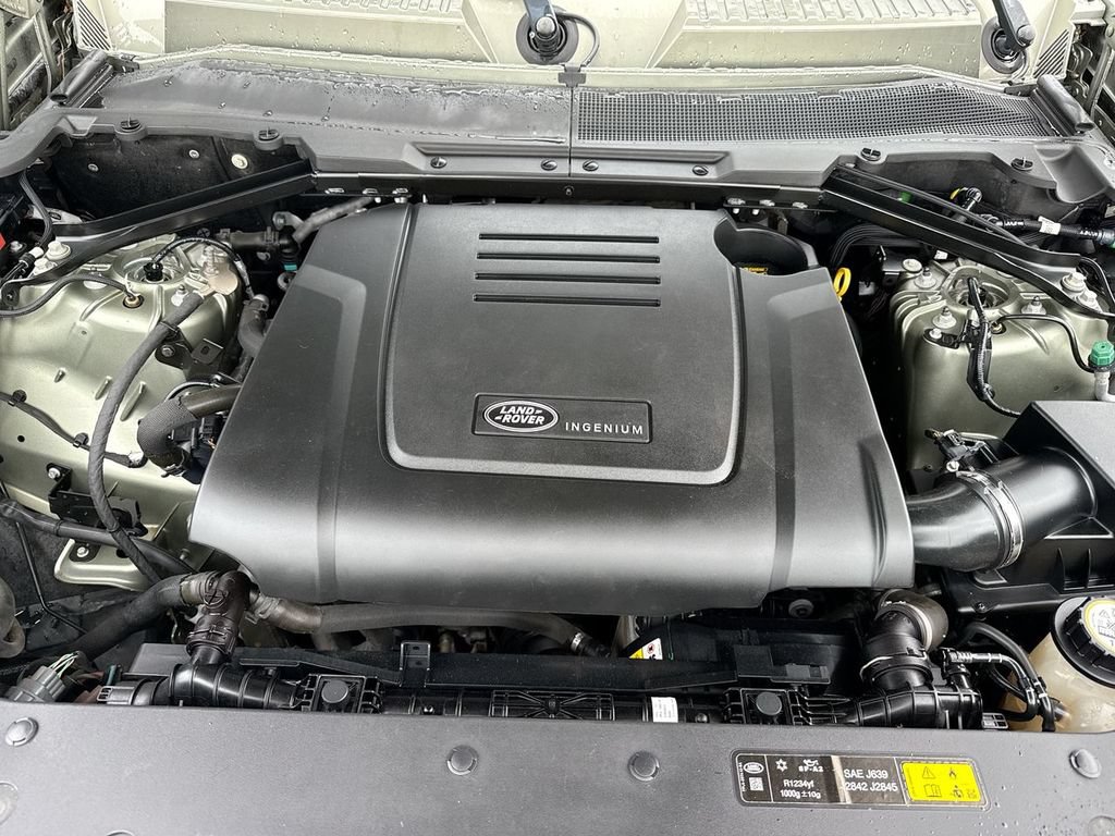 Used 2020 Land Rover Defender 110 AWD/4WD image 26
