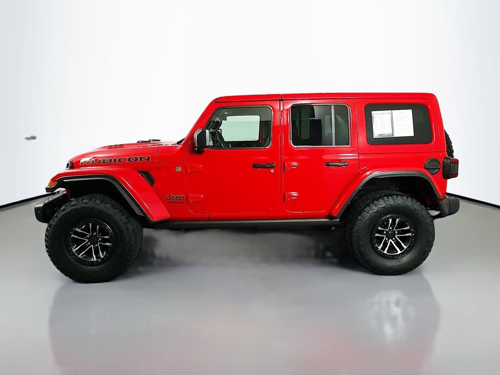 Used 2022 Jeep Wrangler Unlimited Rubicon w/ Xtreme Recon 35" Tire Package AWD/4WD image 4