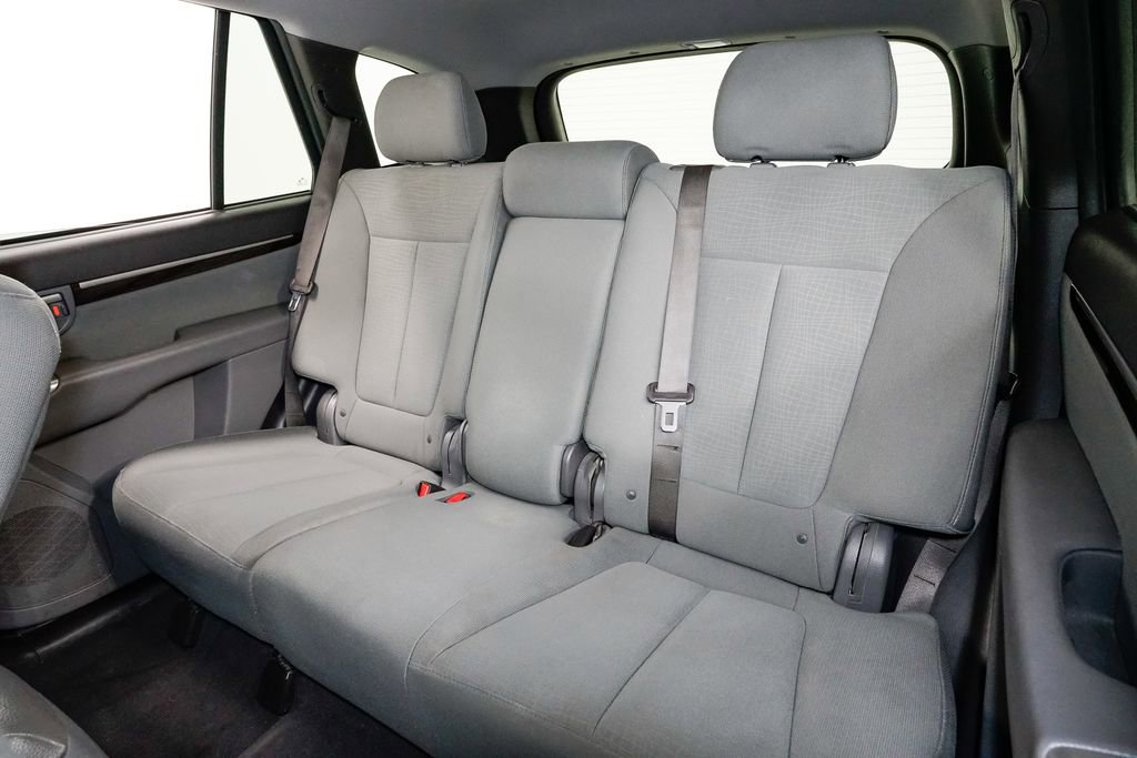 Used 2011 Hyundai Santa Fe GLS image 18