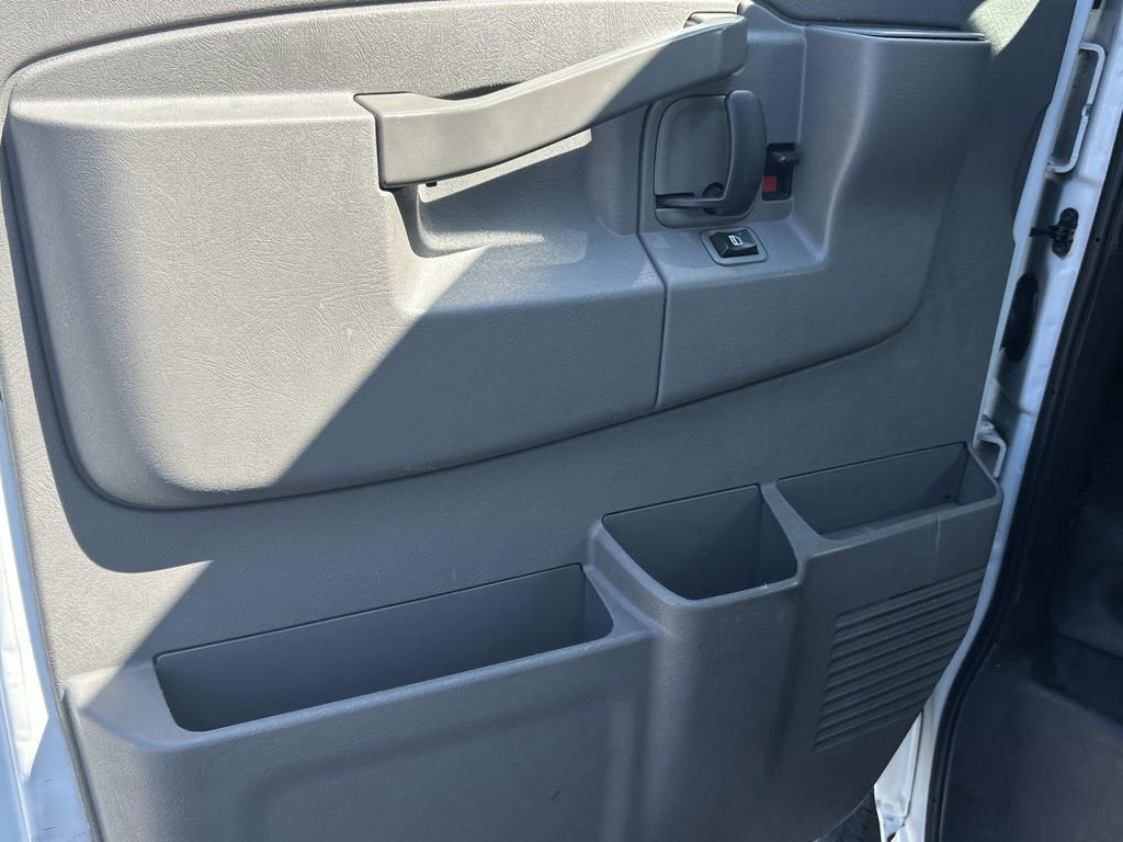 Used 2019 Chevrolet Express 2500 w/ Driver Convenience Package RWD image 17