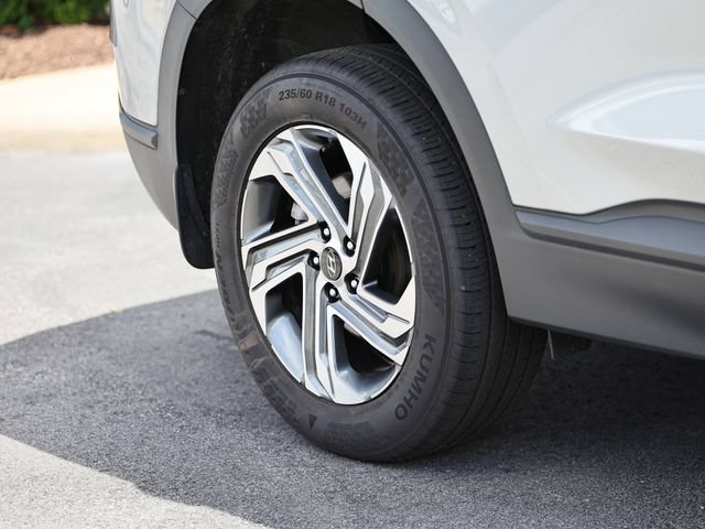 Used 2023 Hyundai Santa Fe SEL w/ Winter Weather Package AWD/4WD image 6
