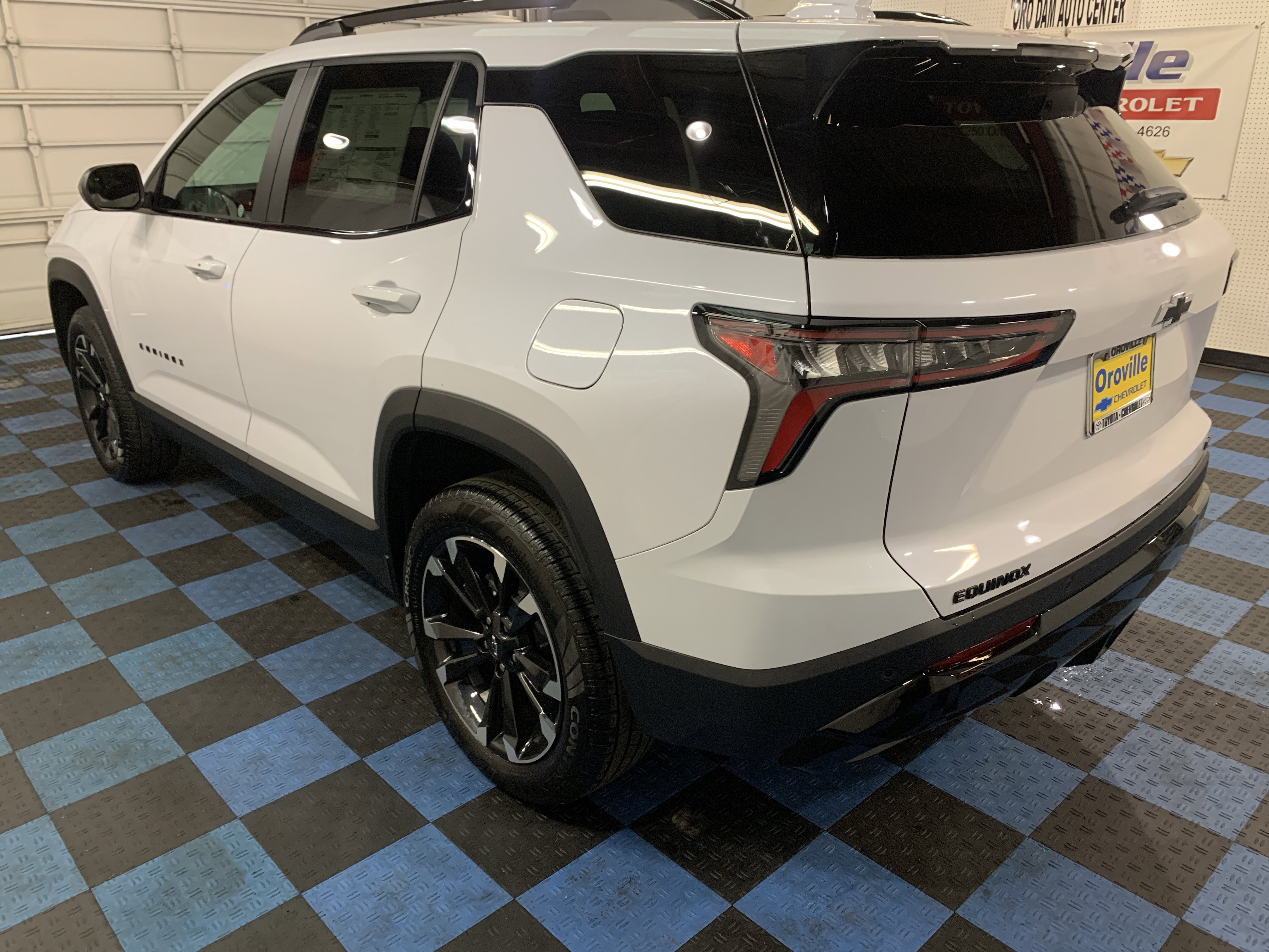 New 2026 Chevrolet Equinox RS image 3