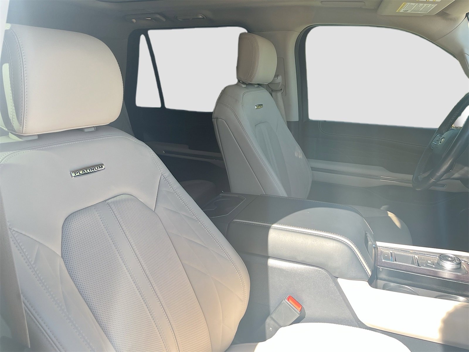 Used 2023 Ford Expedition Platinum image 31