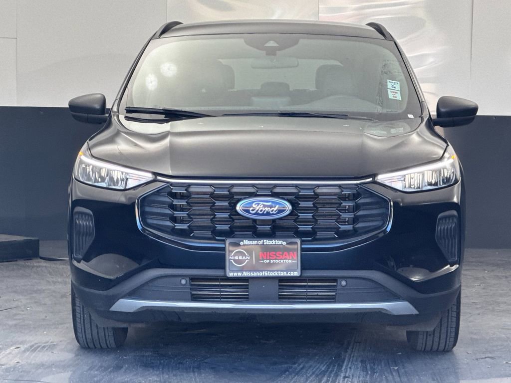 Used 2025 Ford Escape ST-Line image 8