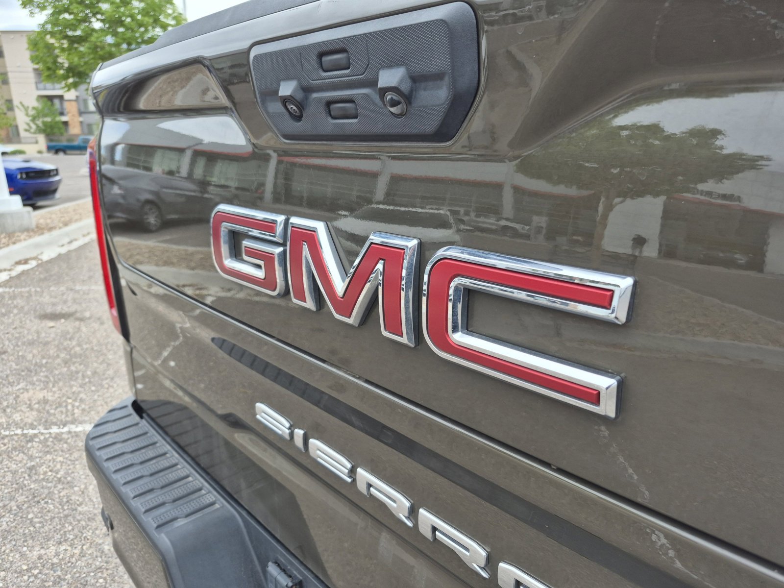 Used 2024 GMC Sierra 1500 AT4 AWD/4WD image 24