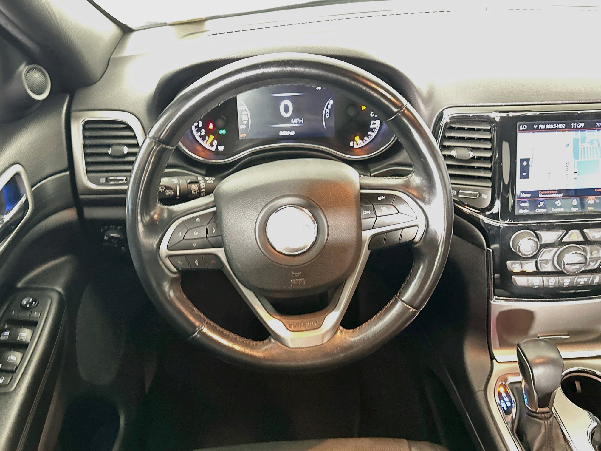 Used 2019 Jeep Grand Cherokee Altitude RWD image 18