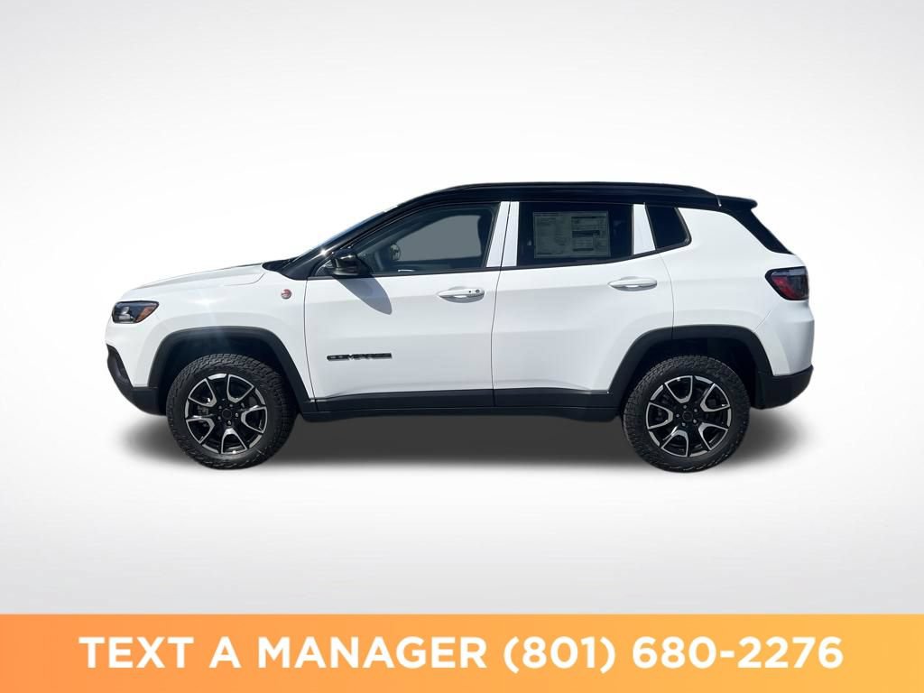 New 2026 Jeep Compass Trailhawk AWD/4WD image 2