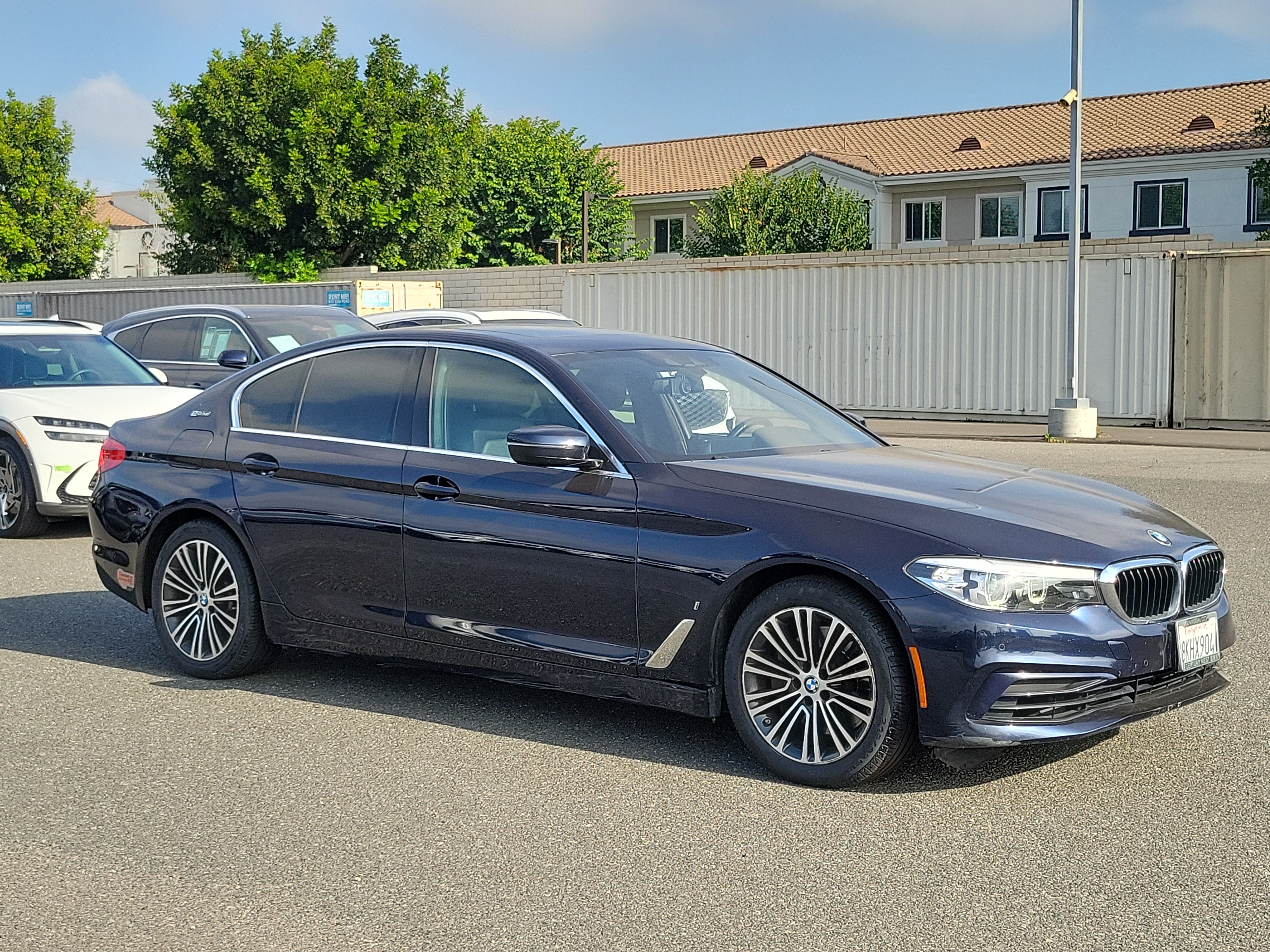 Used 2019 BMW 530e RWD image 26