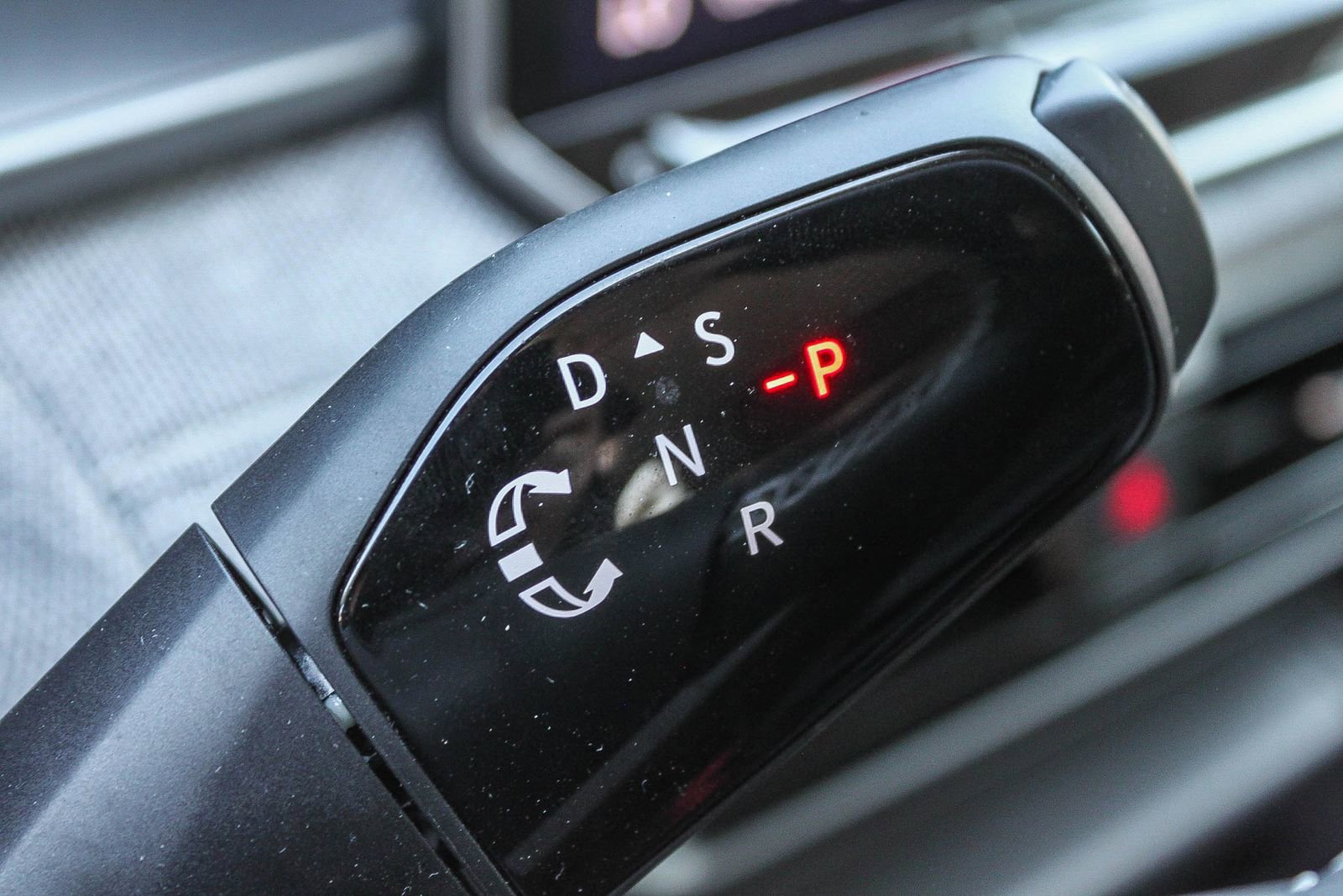 Used 2025 Volkswagen Tiguan S image 20