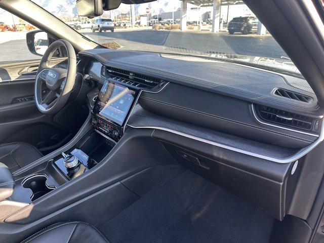 Used 2024 Jeep Grand Cherokee L Limited w/ Luxury Tech Group II image 25