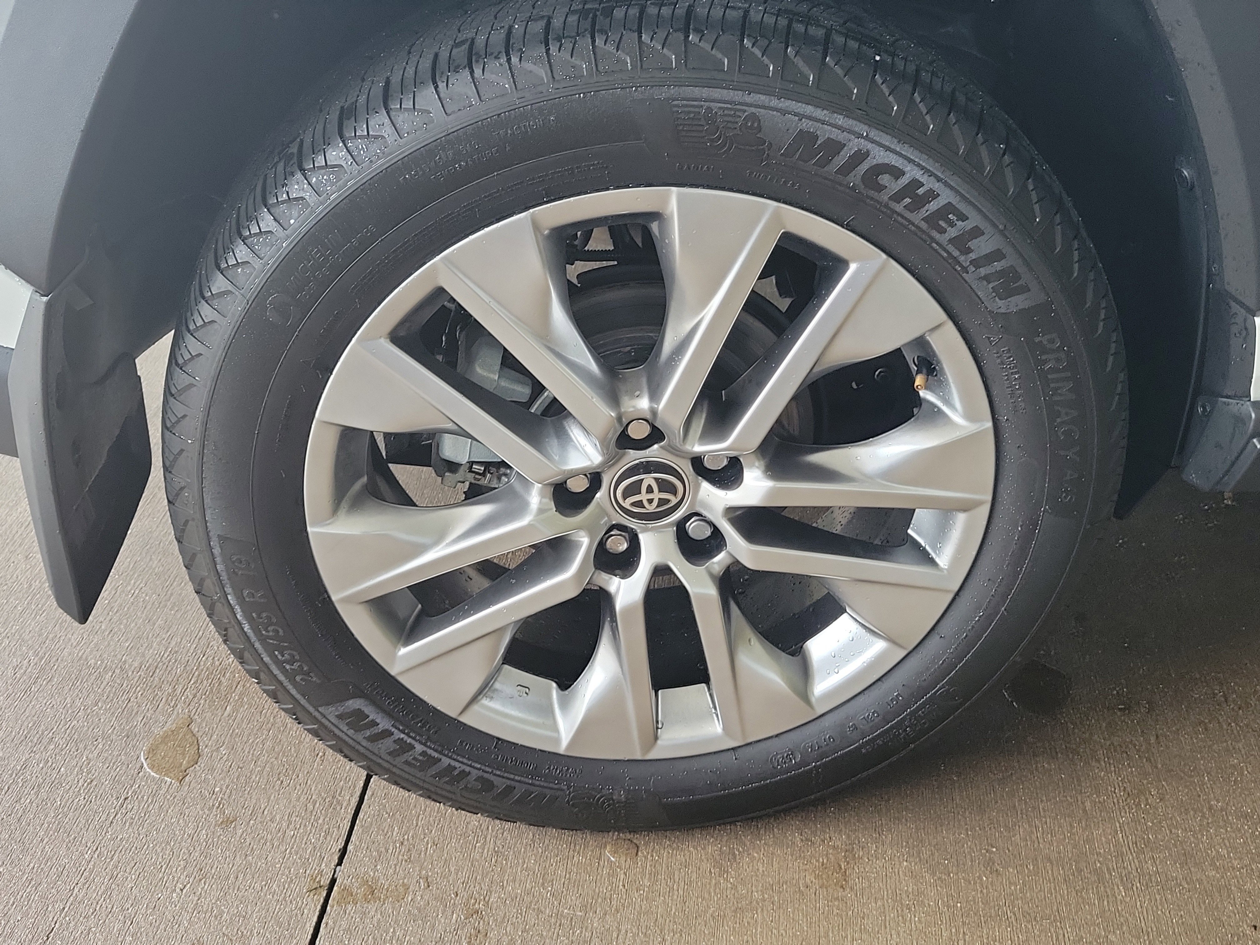 Certified 2024 Toyota RAV4 Limited FWD image 8