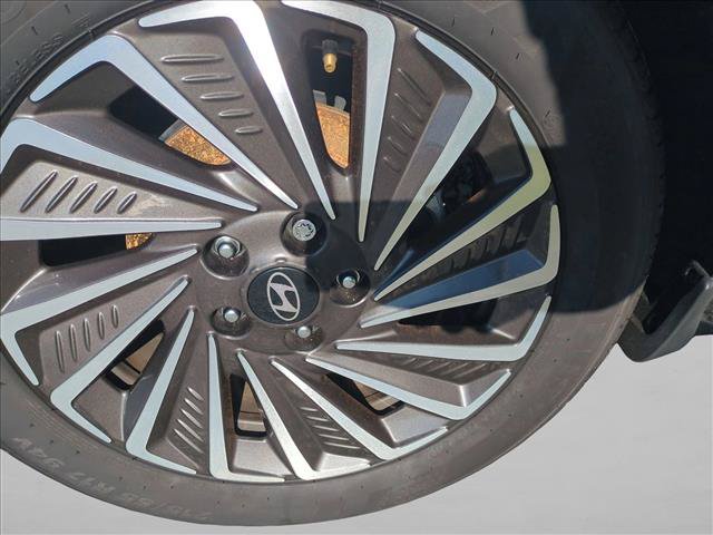 Certified 2025 Hyundai Sonata Limited FWD image 11