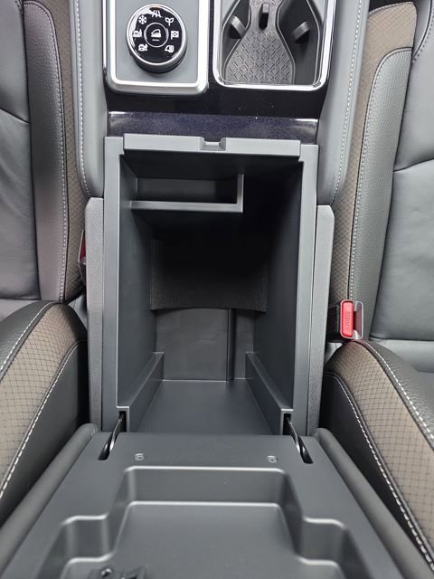 New 2025 Nissan Pathfinder SL w/ Black Appearance Package image 26