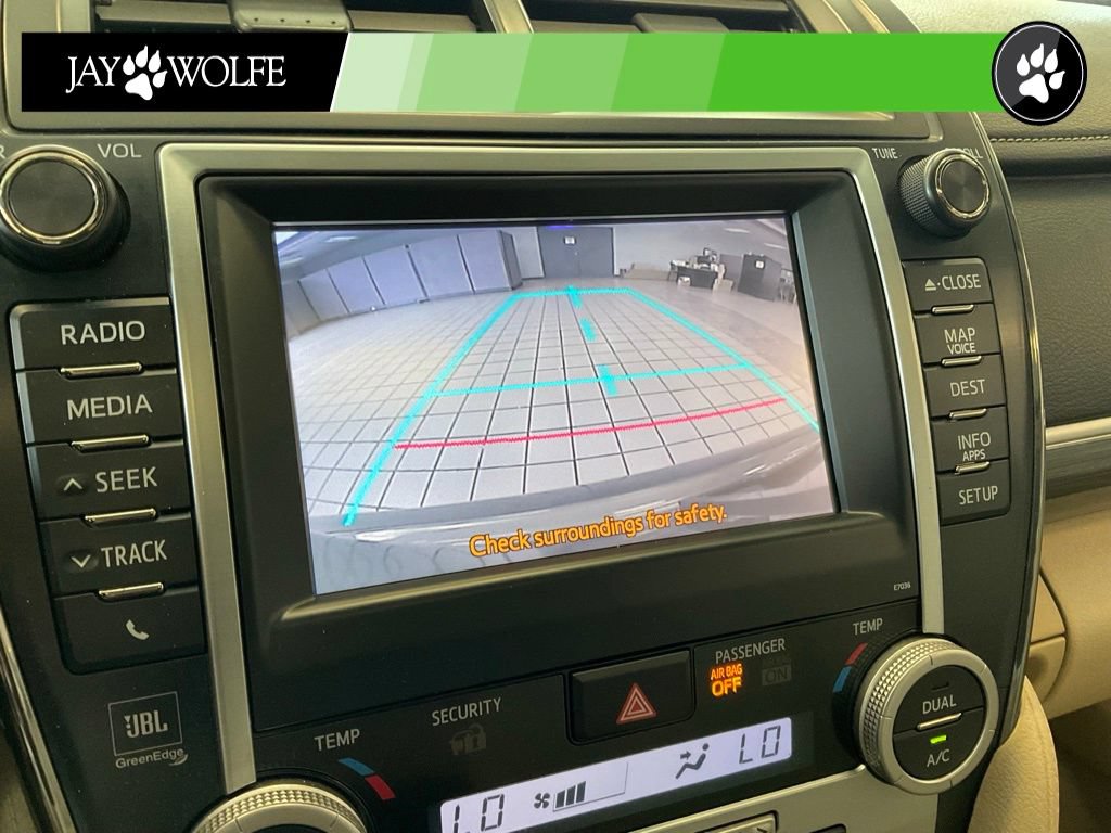 Used 2013 Toyota Camry XLE w/ Leather Pkg FWD image 16