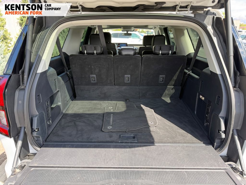 Used 2025 Ford Expedition Max Platinum image 40