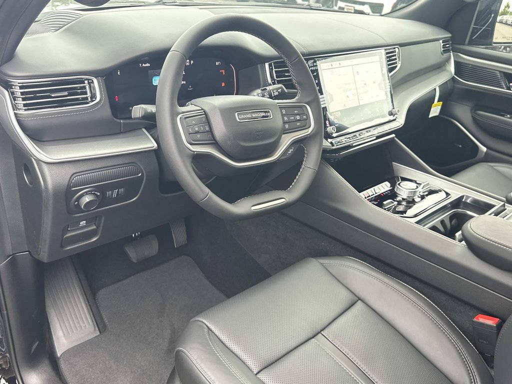 New 2026 Jeep Grand Wagoneer Limited AWD/4WD image 2