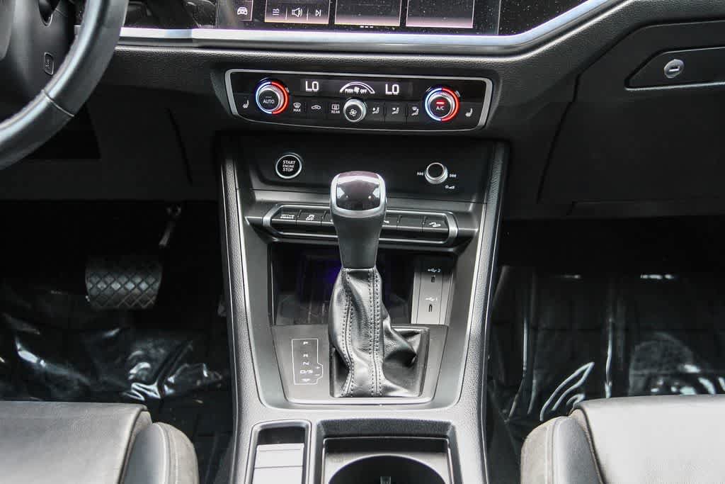 Used 2023 Audi Q3 2.0T Premium Plus w/ Premium Plus Package AWD/4WD image 14
