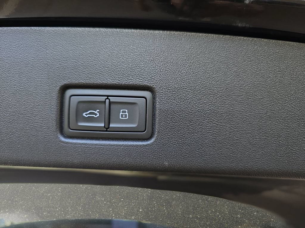 Certified 2023 Audi Q4 e-tron Premium Plus AWD/4WD image 12