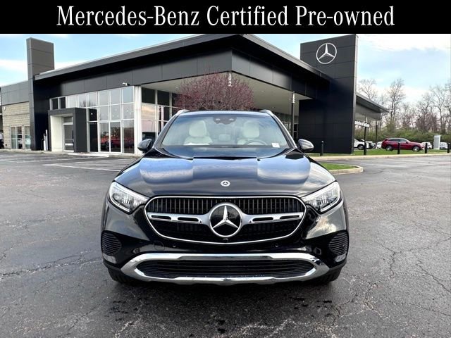 Used 2025 Mercedes-Benz GLC 300 4MATIC image 3