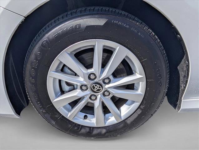 Used 2025 Toyota Camry LE image 24