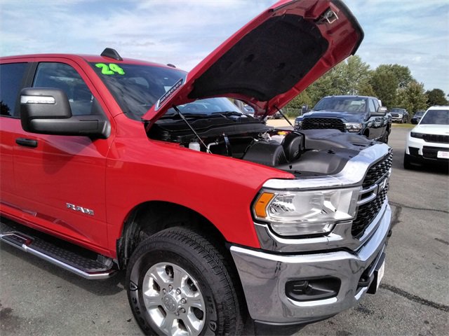 Used 2024 RAM 2500 Big Horn w/ Bed Utility Group image 11