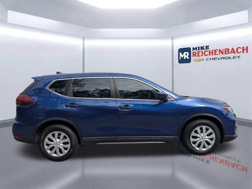 Used 2020 Nissan Rogue S image 3