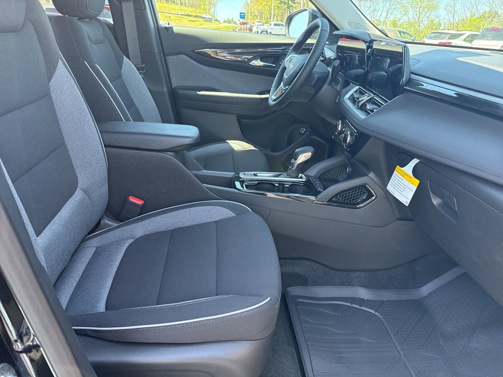 New 2026 Chevrolet TrailBlazer LT w/ Convenience Package AWD/4WD image 37