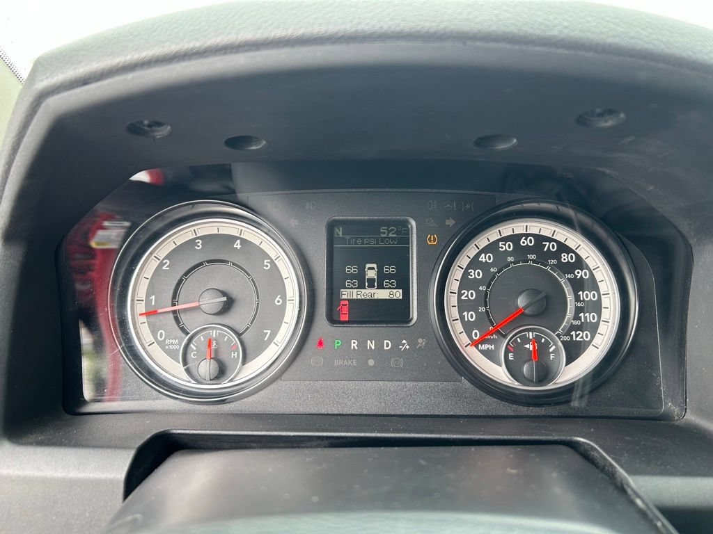Used 2016 RAM 2500 Tradesman w/ Chrome Appearance Group AWD/4WD image 15