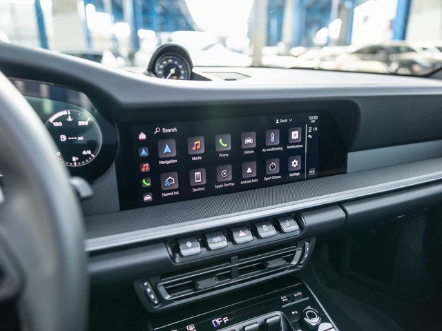 Certified 2022 Porsche 911 Targa 4S w/ Premium Package image 31