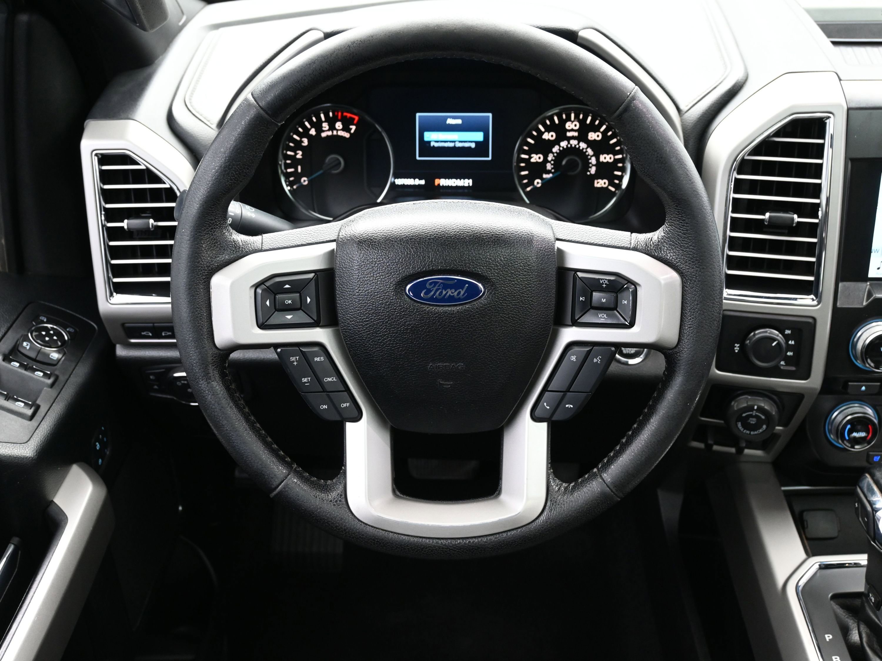 Used 2016 Ford F150 Lariat w/ Equipment Group 502A Luxury image 29