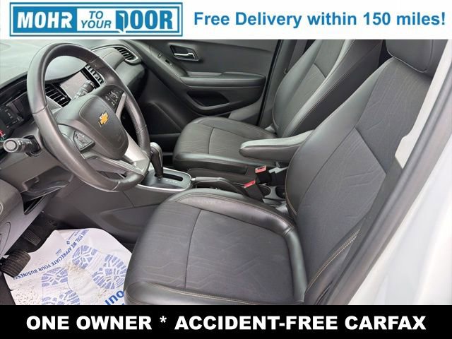 Used 2022 Chevrolet Trax LT w/ LT Convenience Package image 14