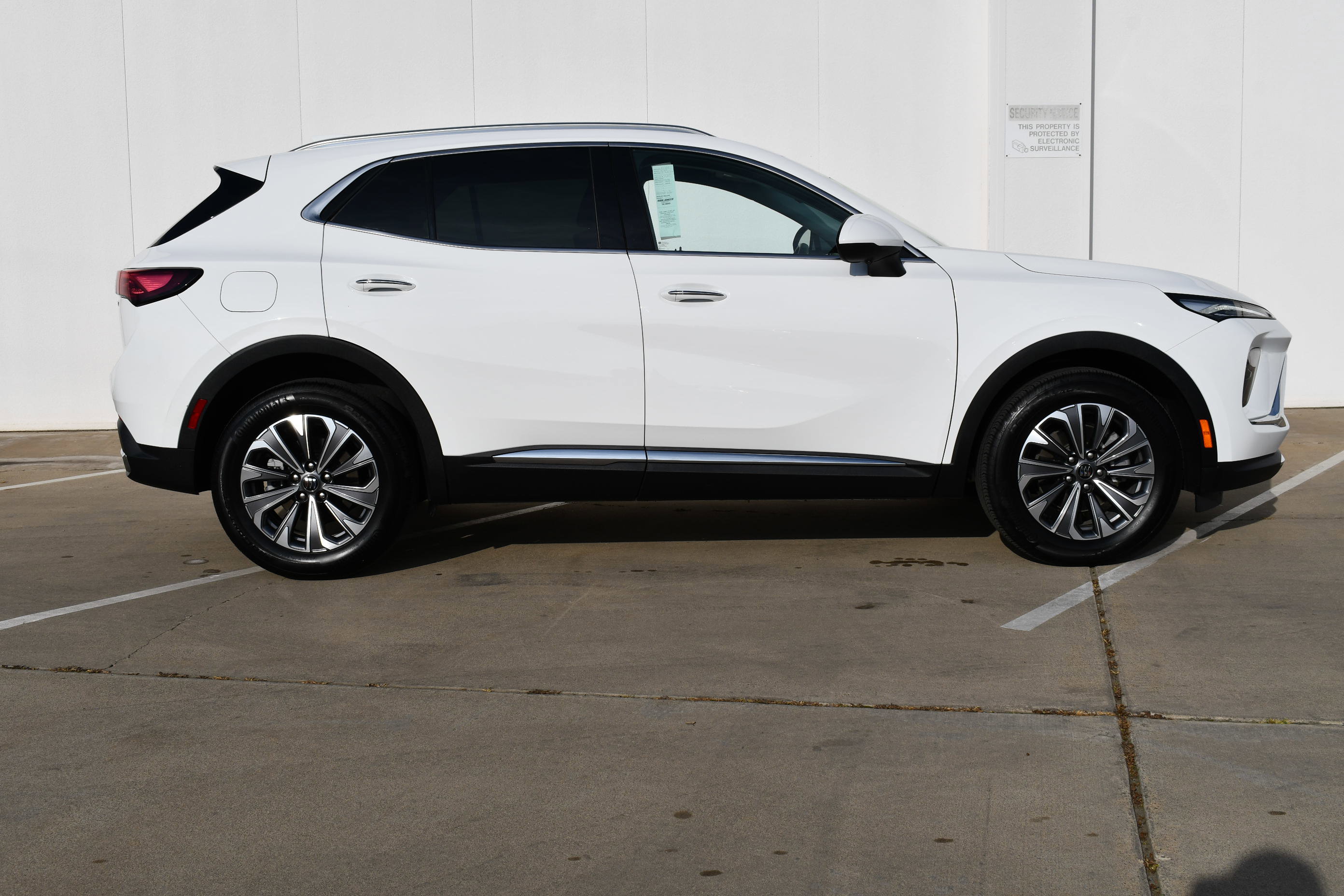 Used 2025 Buick Envision Preferred image 4