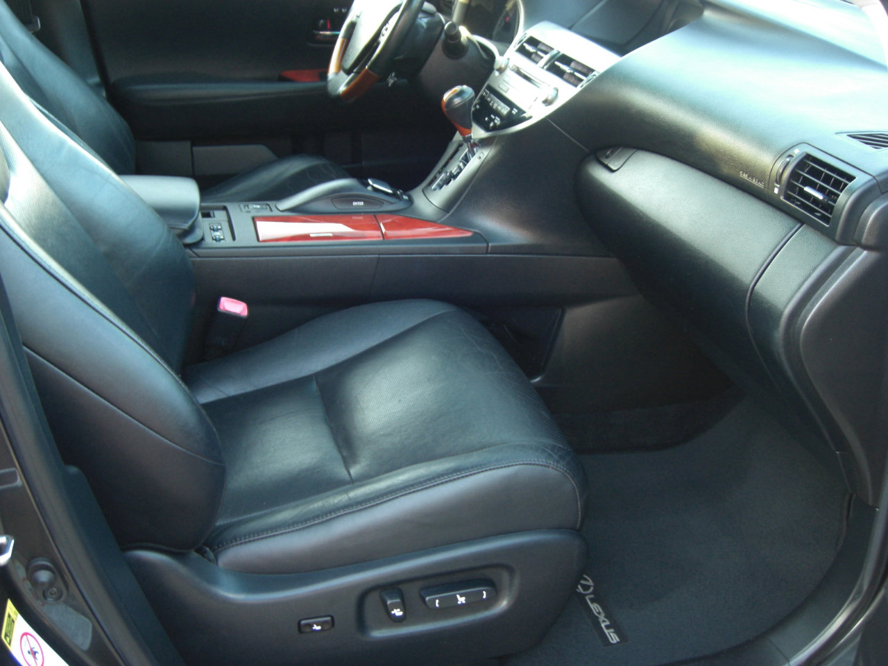 Used 2010 Lexus RX 450h AWD image 17