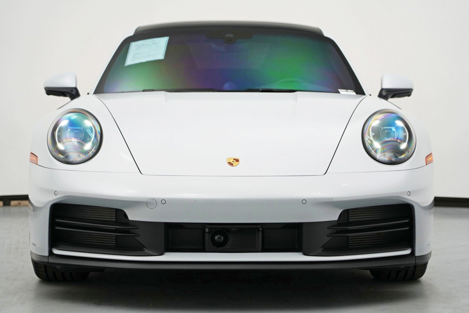 Used 2025 Porsche 911 Carrera RWD image 7